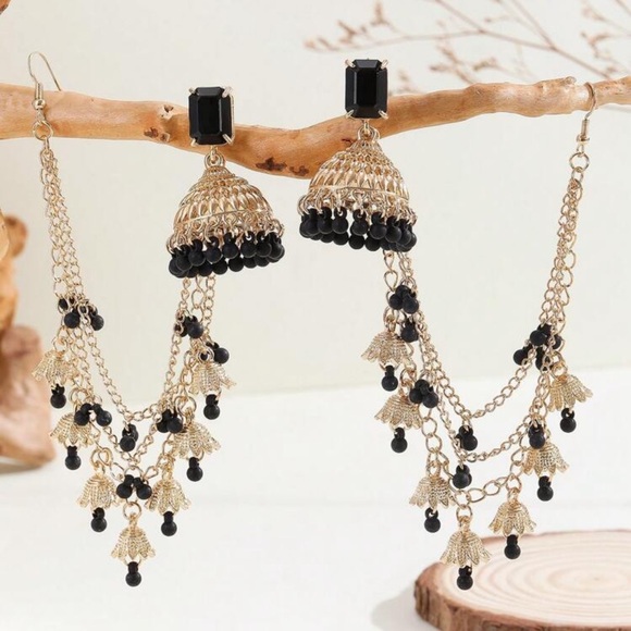 1 Set Black & Gold Jhumka Earrings - Picture 2 of 4